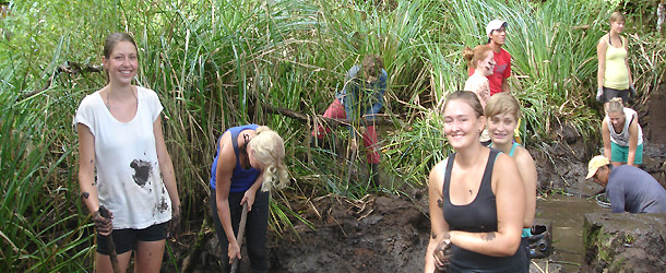 Intern on the Galapagos Island of San Cristóbal working on a conservation project