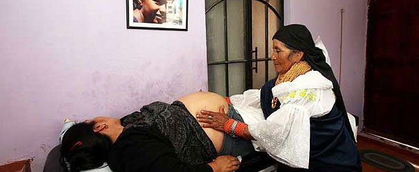 Service learning opportunity for medical volunteers and nurses in Ecuador